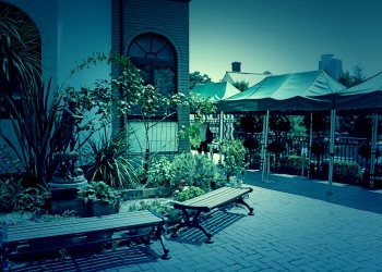 洋館,町,夏,屋外,晴れ,ホラー