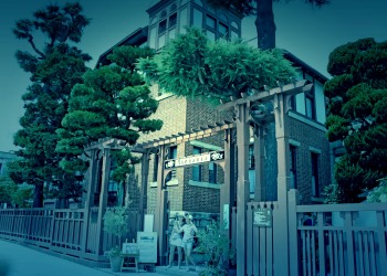 洋館,町,夏,屋外,晴れ,ホラー