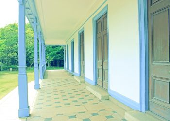 洋館,洋風庭園,屋外,春,晴れ,昭和レトロ