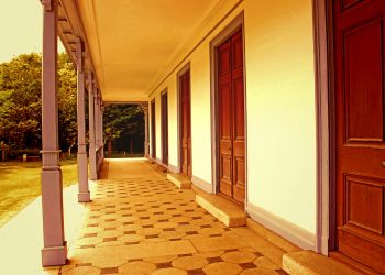 洋館,洋風庭園,屋外,春,晴れ,ヴィンテージ