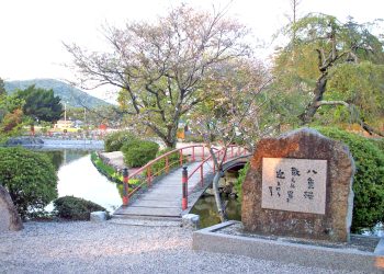 神社,村,屋外,秋,晴れ